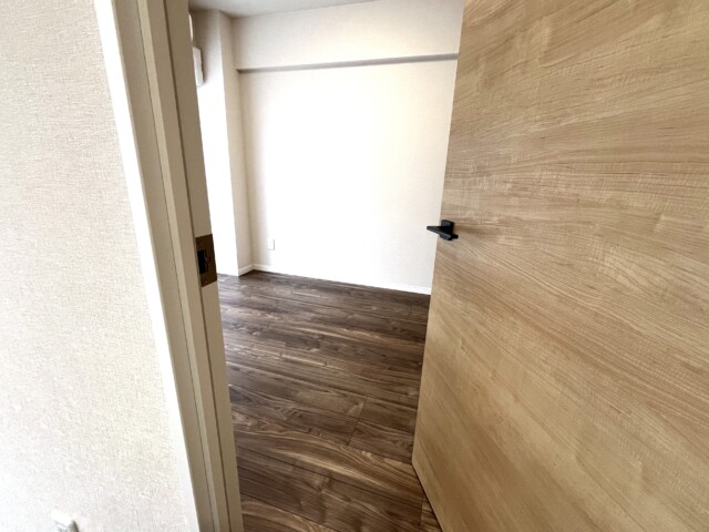 秀和幡ヶ谷レジデンス 洋室