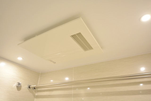 中野方南町グランドハイツ 浴室