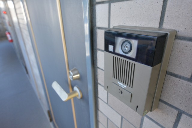 ライオンズマンション小石川植物園 玄関