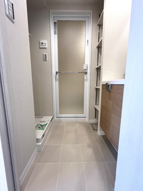 秀和幡ヶ谷レジデンス 洗面室