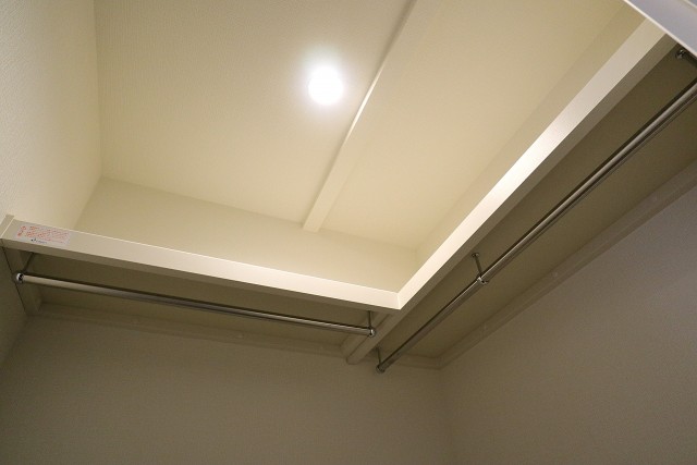 ライオンズマンション初台 洋室１