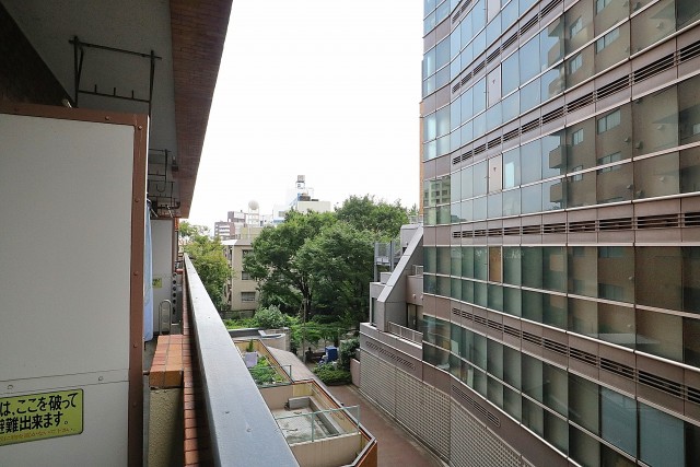 ライオンズマンション初台 バルコニー