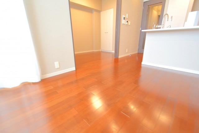 クオリア神南フラッツ ダイニング