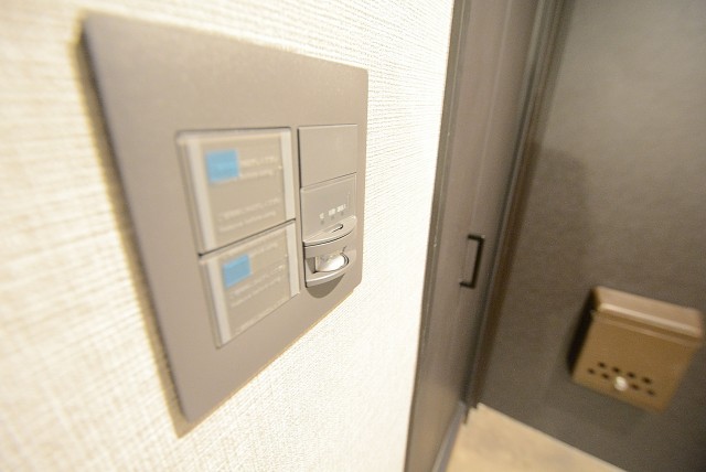 ストークメイジュ 玄関