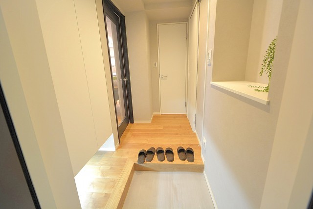 青山コーポラス 玄関