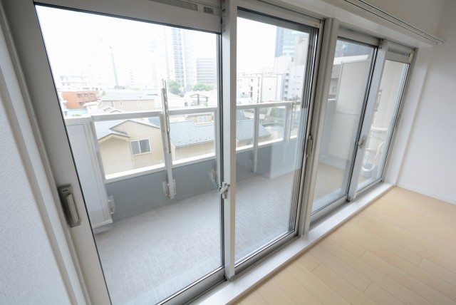 松見坂武蔵野マンション　バルコニー