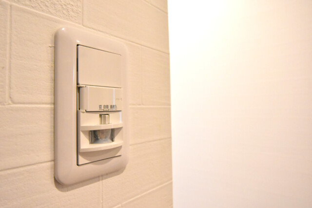 菱和パレス若松町 玄関