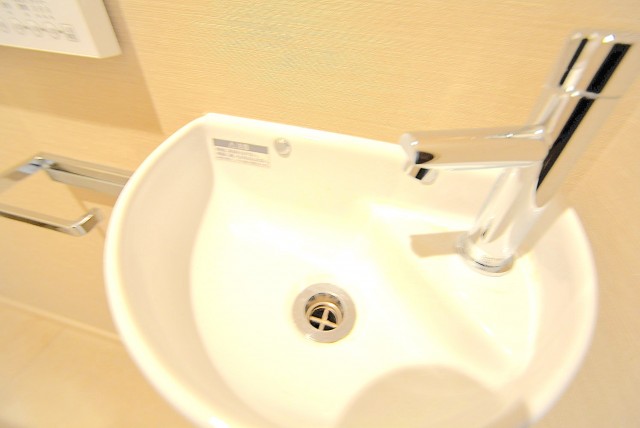 クオリア神南フラッツ トイレ