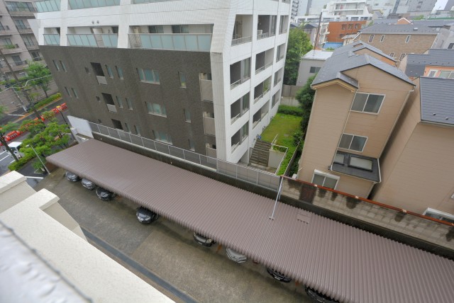 松見坂武蔵野マンション　バルコニー