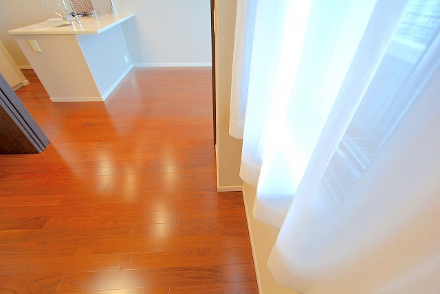 クオリア神南フラッツ 洋室