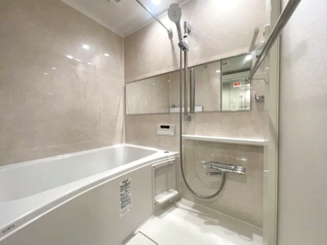弦巻ハイツ 浴室