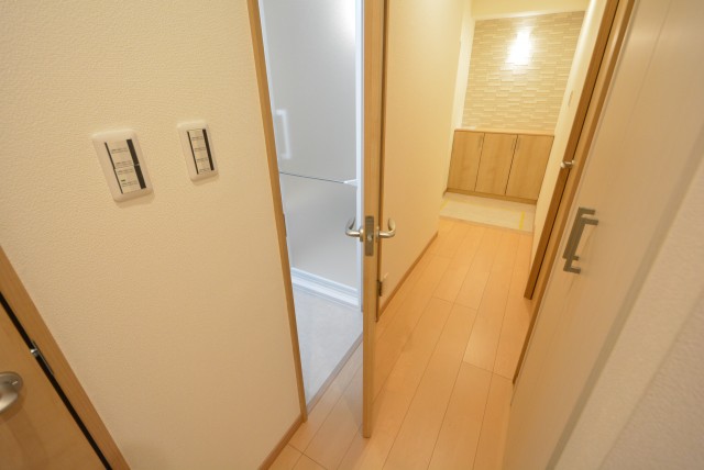 日興初台スカイマンション 洗面室