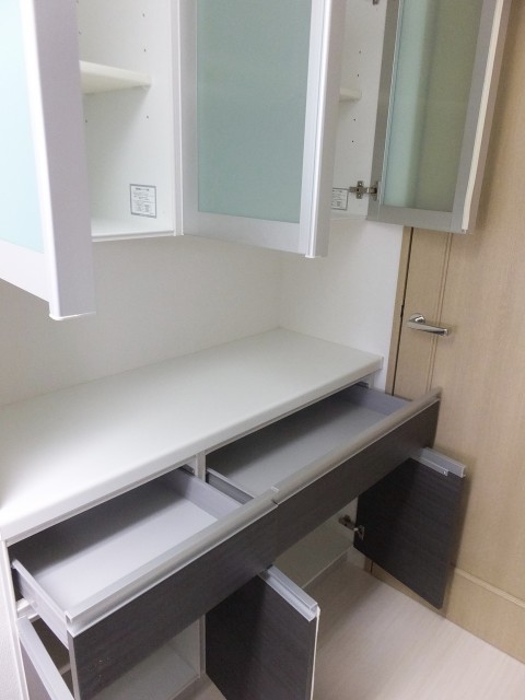 藤和シティスクエア三田ノースウィング　キッチン棚