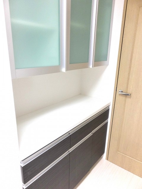 藤和シティスクエア三田ノースウィング　キッチン棚