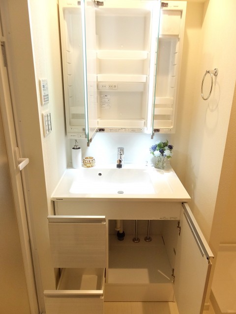 代々木ハビテーション　洗面台