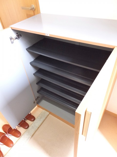 田町スカイハイツ　シューズボックス