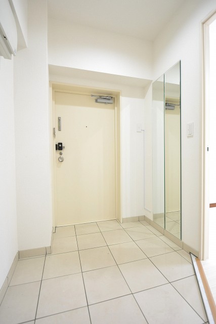 シャンボール原宿　ゆとりのある玄関ホール