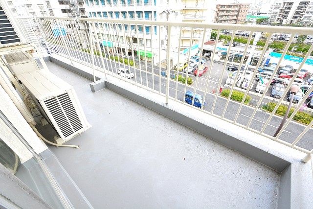 フラット田園調布　バルコニー