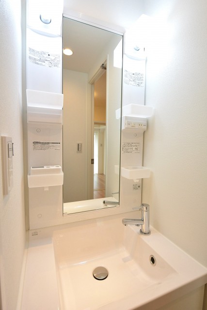 上馬フラワーホーム　洗面化粧台