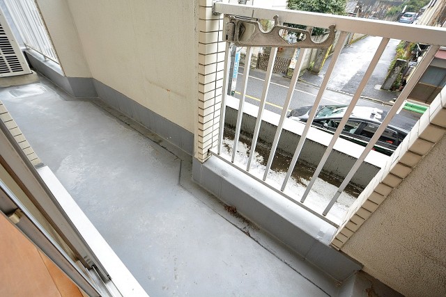 日興パレス白金　バルコニー