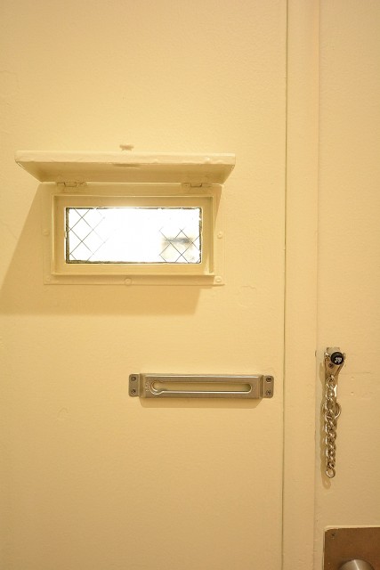 目黒コーポラス　玄関ドア