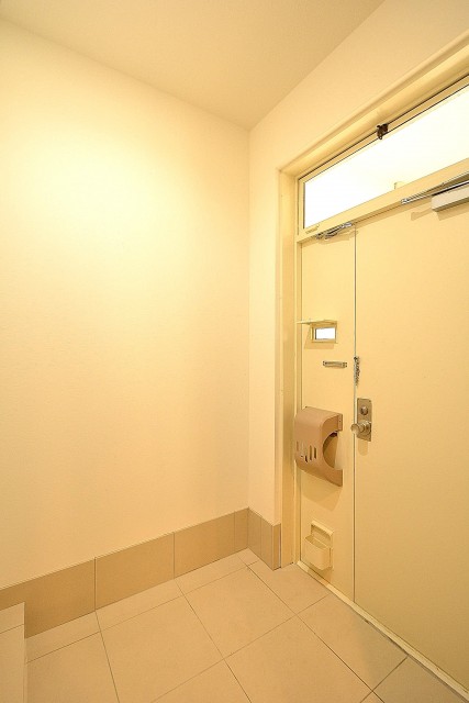 目黒コーポラス　玄関ドア