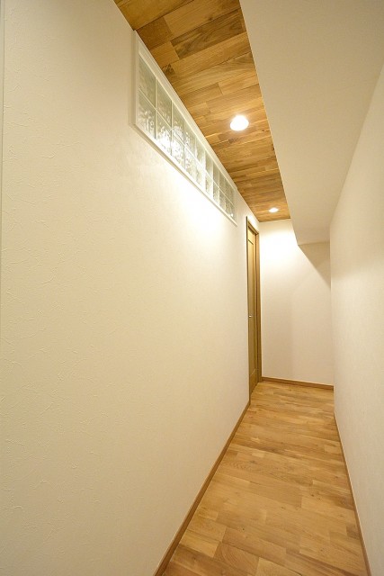 江戸川橋ダイヤハイツ　廊下