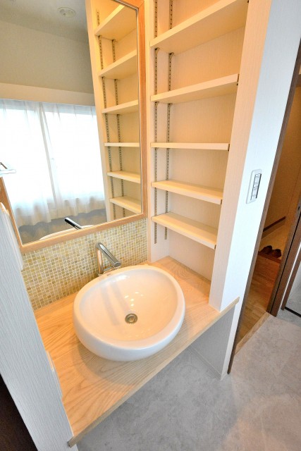 桜上水山森マンション　洗面台