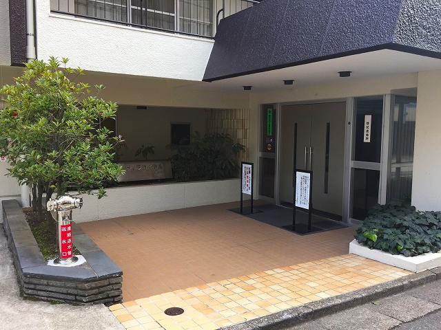 ヴィラロイヤル代々木　エントランス