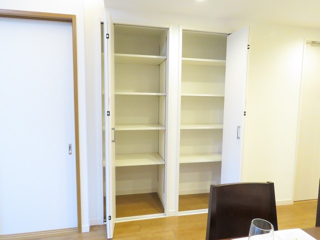 フォルスコート学芸大学　LDK収納