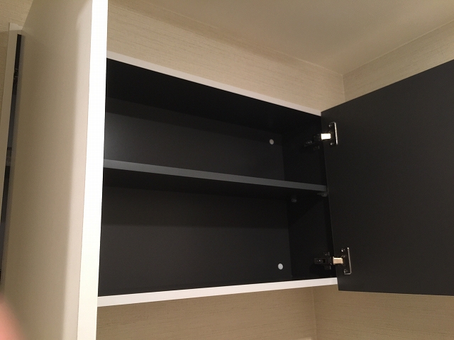 ライオンズマンション初台　トイレ収納