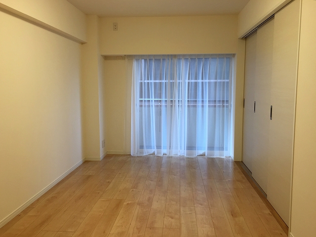 ライオンズマンション初台　リビングダイニングキッチン