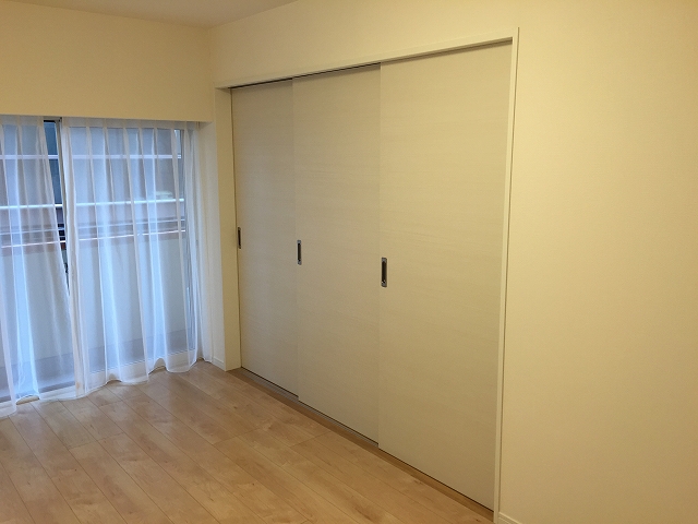 ライオンズマンション初台　洋室約5.8帖