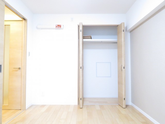 月島ローヤルコーポ　洋室約5.4帖