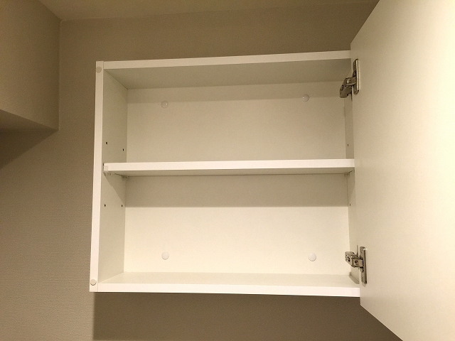 中野東豊マンション　トイレ収納