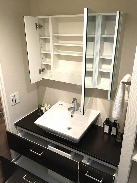 中野東豊マンション　洗面台