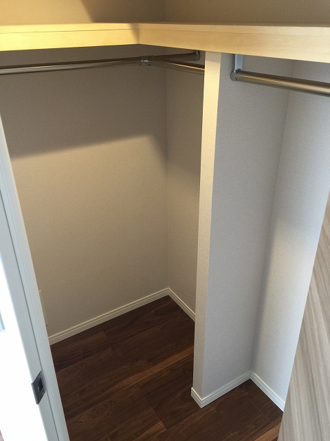 中野東豊マンション　洋室約6.3帖収納