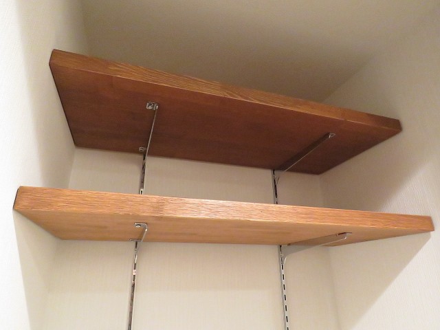 ニューハイツ大森　洗濯機置場上の棚