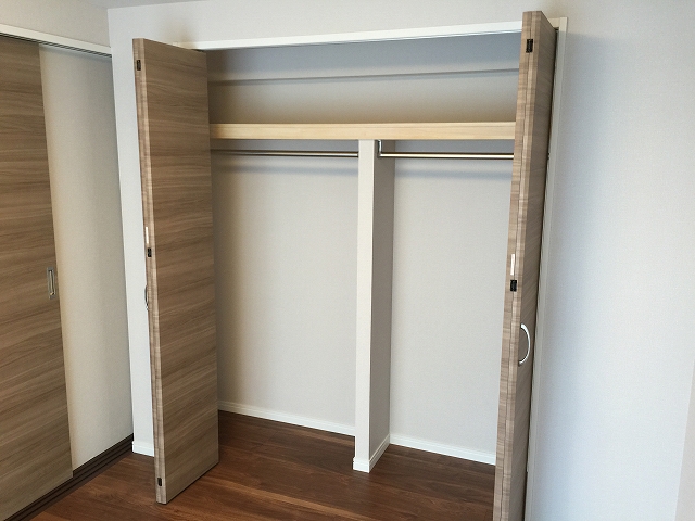 中野東豊マンション　洋室約4.9帖収納