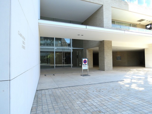 クラッシィハウス広尾フィオリーレ　エントランス