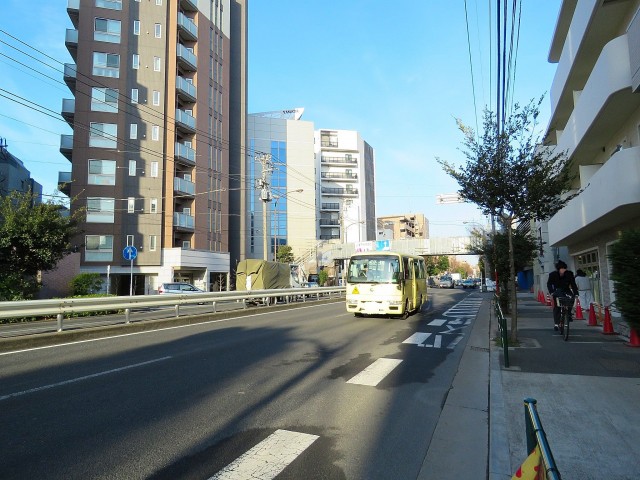 クレイシア北千束　前面道路