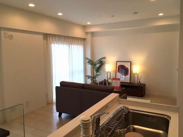 エザンス高井戸　リビングダイニングキッチン