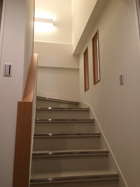 エザンス高井戸　階段