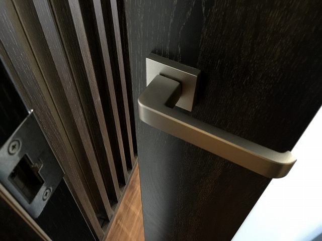 カルム二子玉川　リビングダイニングキッチンへ