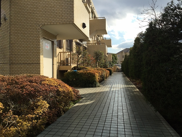 カルム二子玉川　敷地内