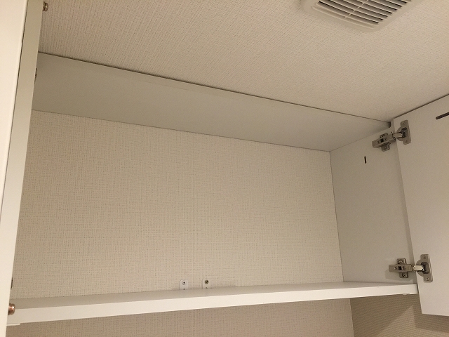 フラット田園調布　トイレ収納
