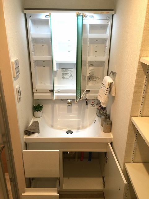 フラット田園調布　洗面台