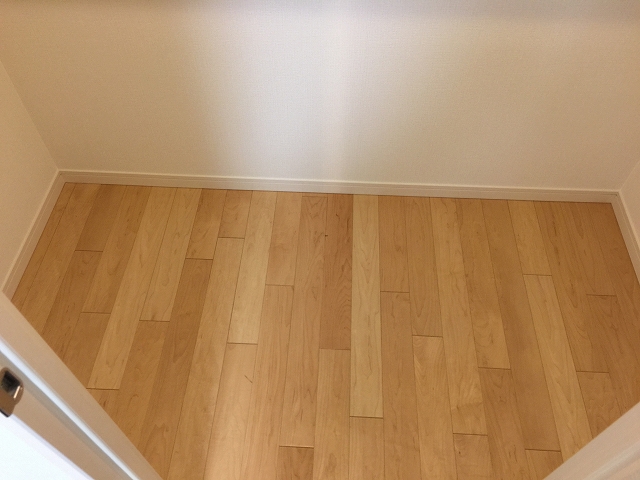 フラット田園調布　洋室約6帖収納