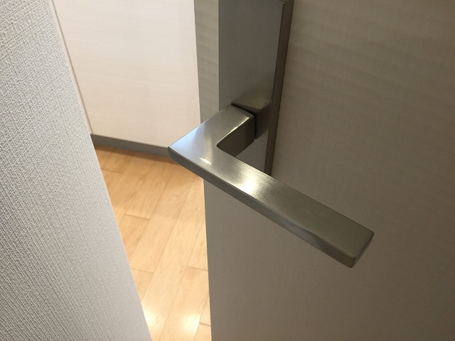 フラット田園調布　リビングダイニングキッチン