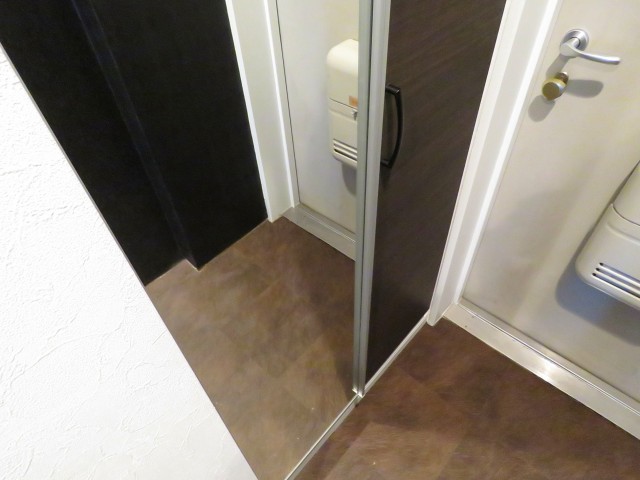 松見坂武蔵野マンション　シューズＢＯＸ